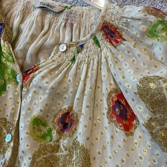 Tucker Women's Gold Floral Silk Metallic Blouse Size Small - Picture 6 of 10